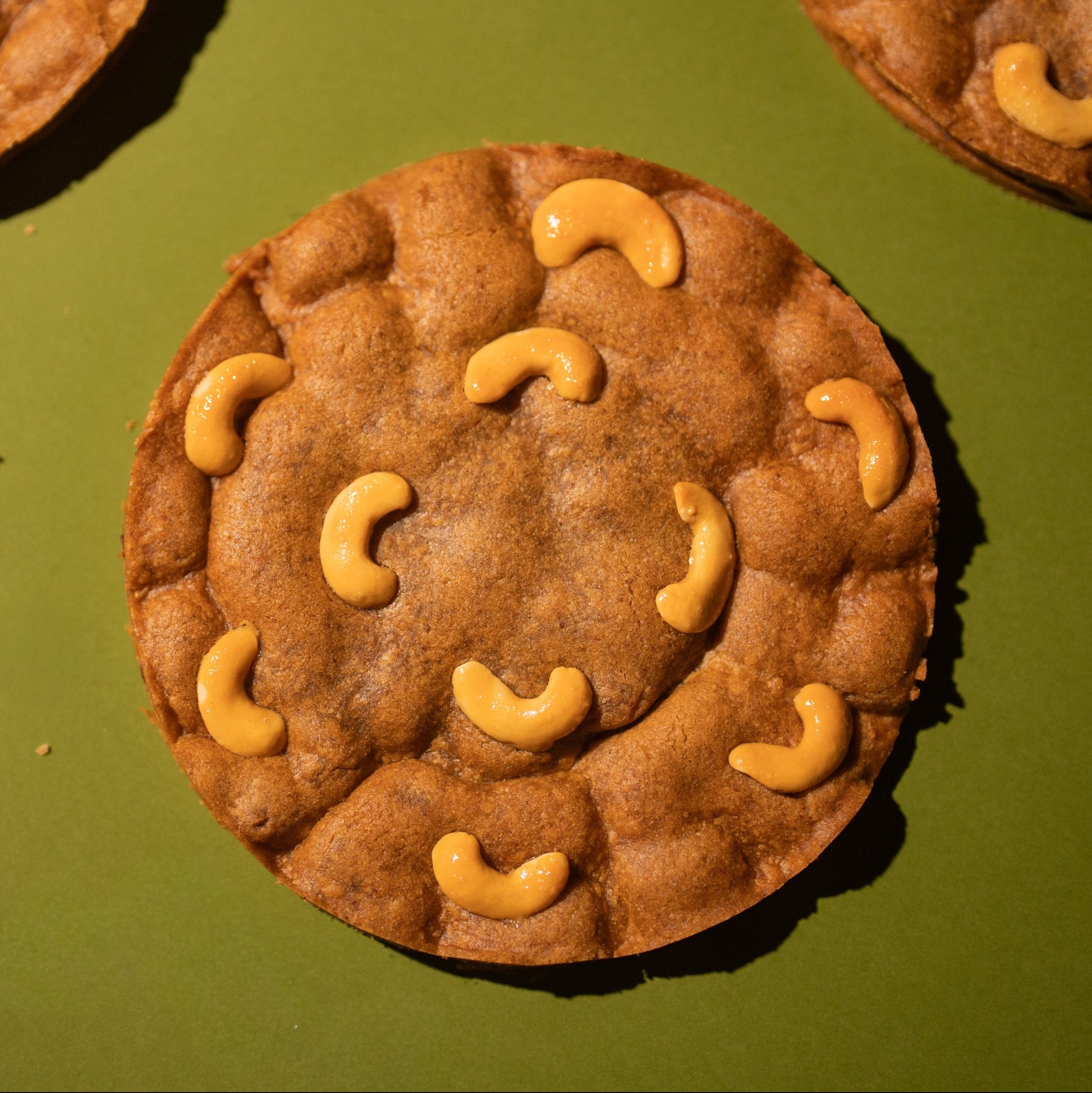 Caramel & Dark Cookie